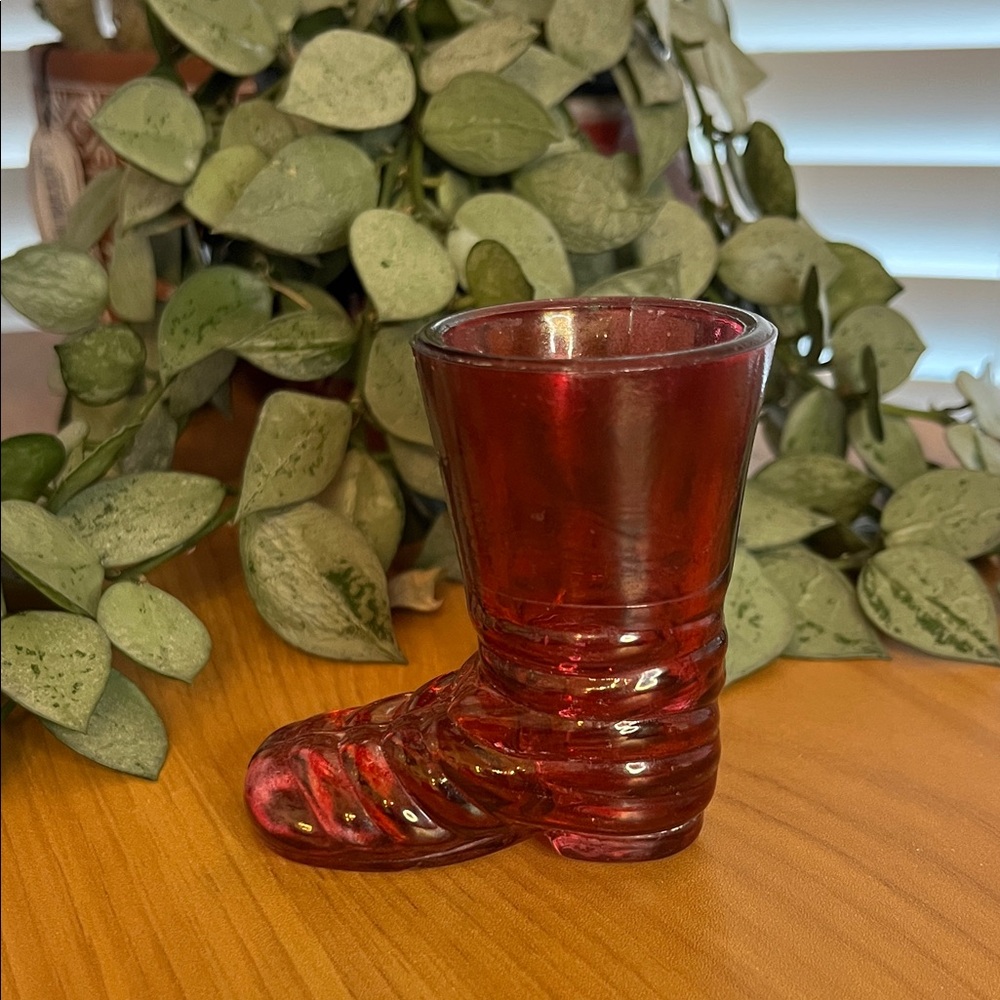 Fenton Vintage Glass Boot Circa 1970’s EUC